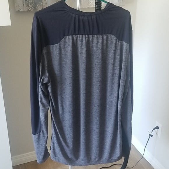 Hugo Boss Long Sleeves - Picture 2 of 3